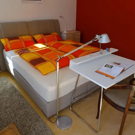 Ferienwohnung Im Passivhaus Апартаменты *